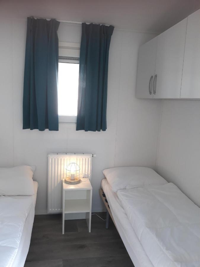 Camping De Duinhoeve Chalet Schelp Not For Companies Nieuw-Haamstede Exteriör bild